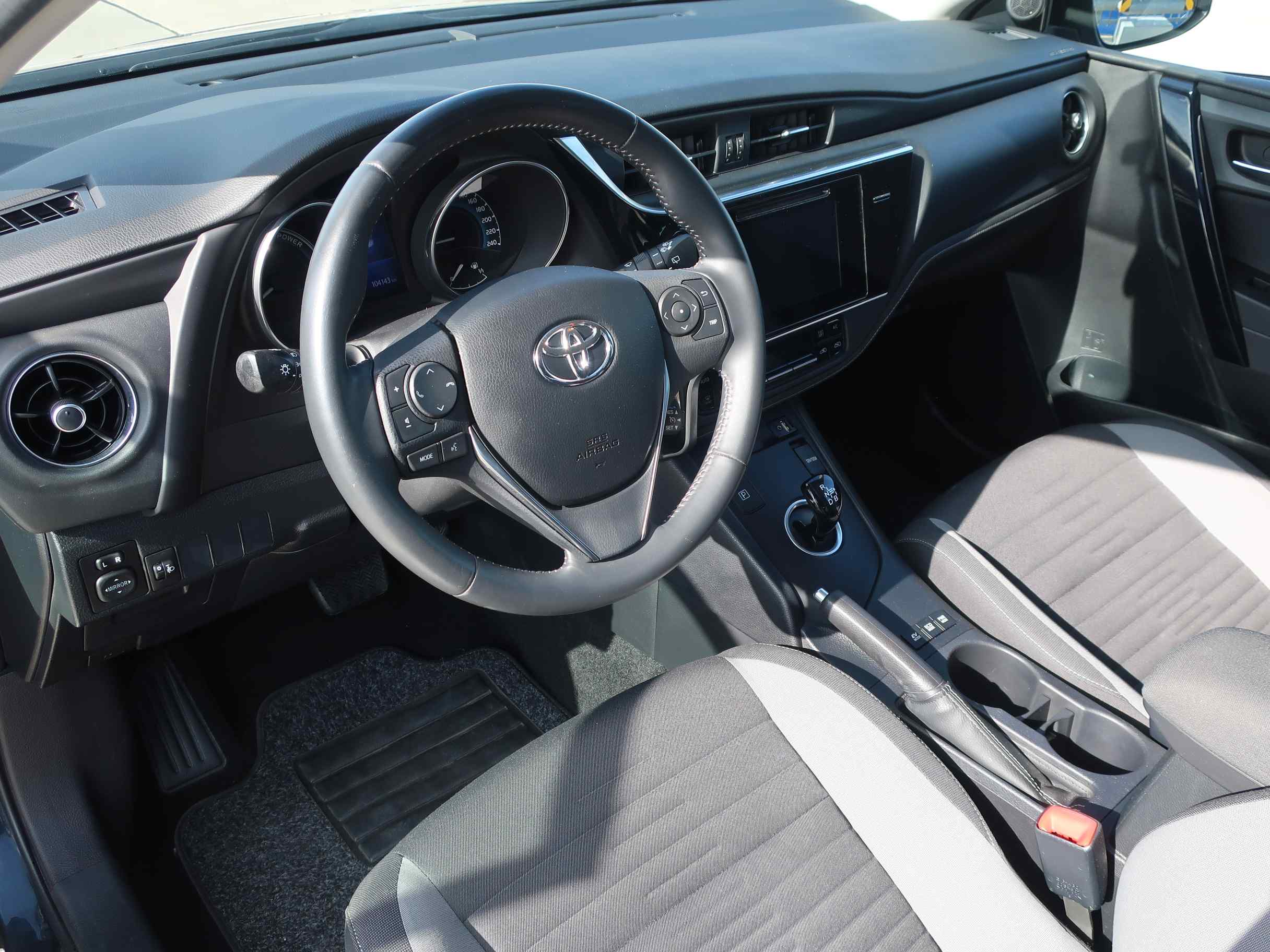 Toyota Auris 1.8 Hybrid Active