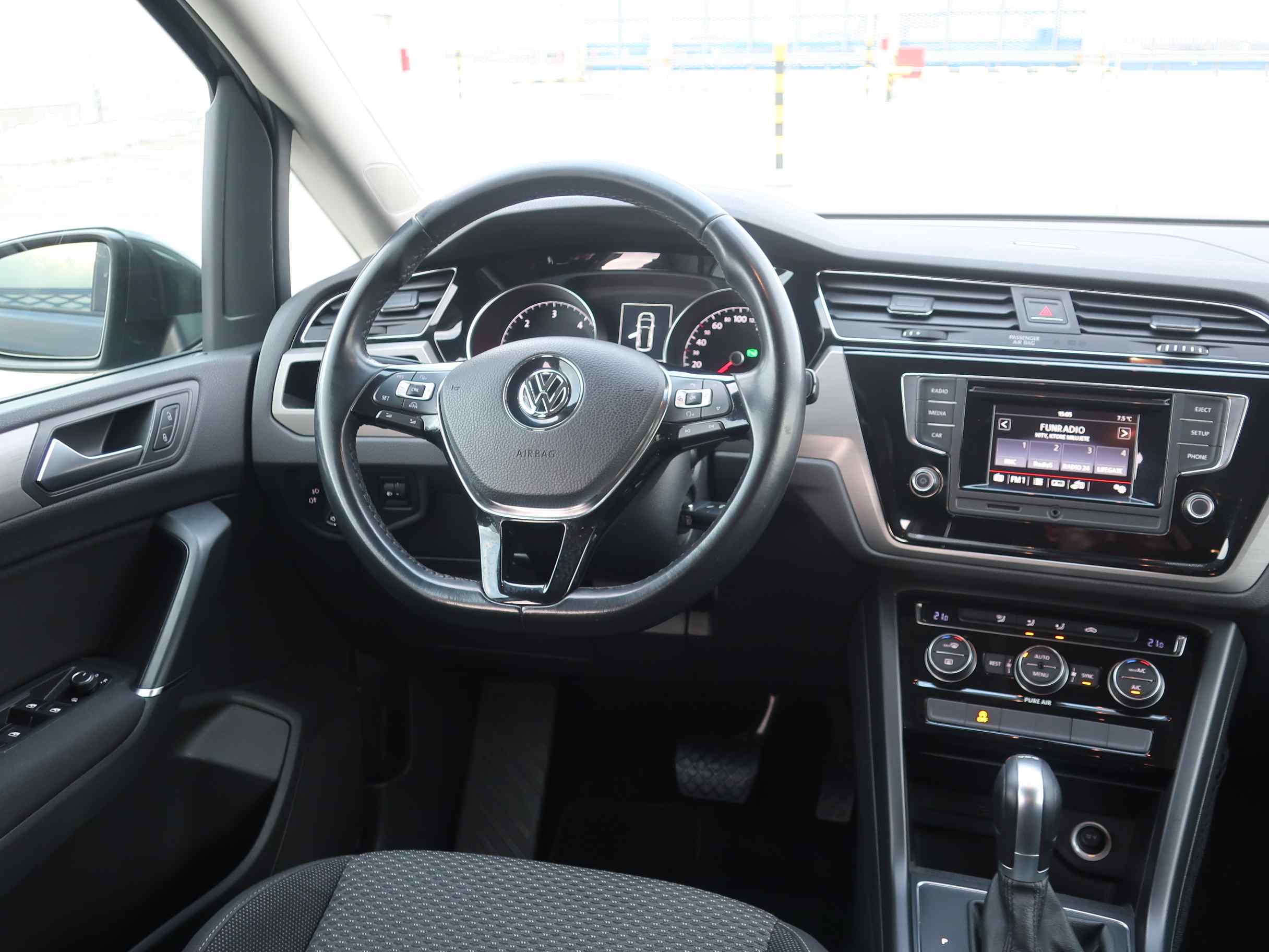 Volkswagen Touran 1.6 TDI BMT Comfortline DSG